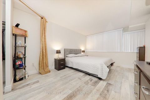 Photo 18 at 1004 - 10 Markbrook Lane, Jamestown, Toronto