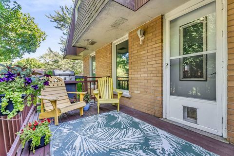 Photo 36 at 27 Tulip Street, BR Bronte, Oakville