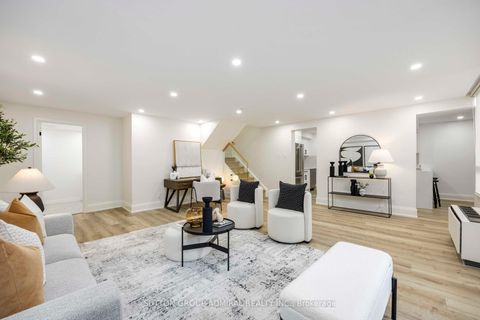 Photo 4 at G7 - 296 Mill Road, Markland Wood, Toronto