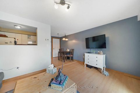 Photo 4 at 96 Lee Crescent, Holly, Barrie