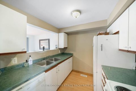Photo 6 at 96 Lee Crescent, Holly, Barrie