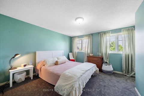 Photo 9 at 96 Lee Crescent, Holly, Barrie