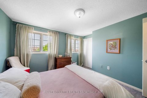 Photo 10 at 96 Lee Crescent, Holly, Barrie