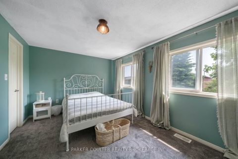 Photo 12 at 96 Lee Crescent, Holly, Barrie