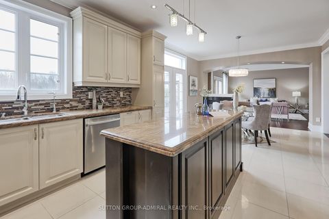 Photo 11 at 10 Bluff Trail, Nobleton, King