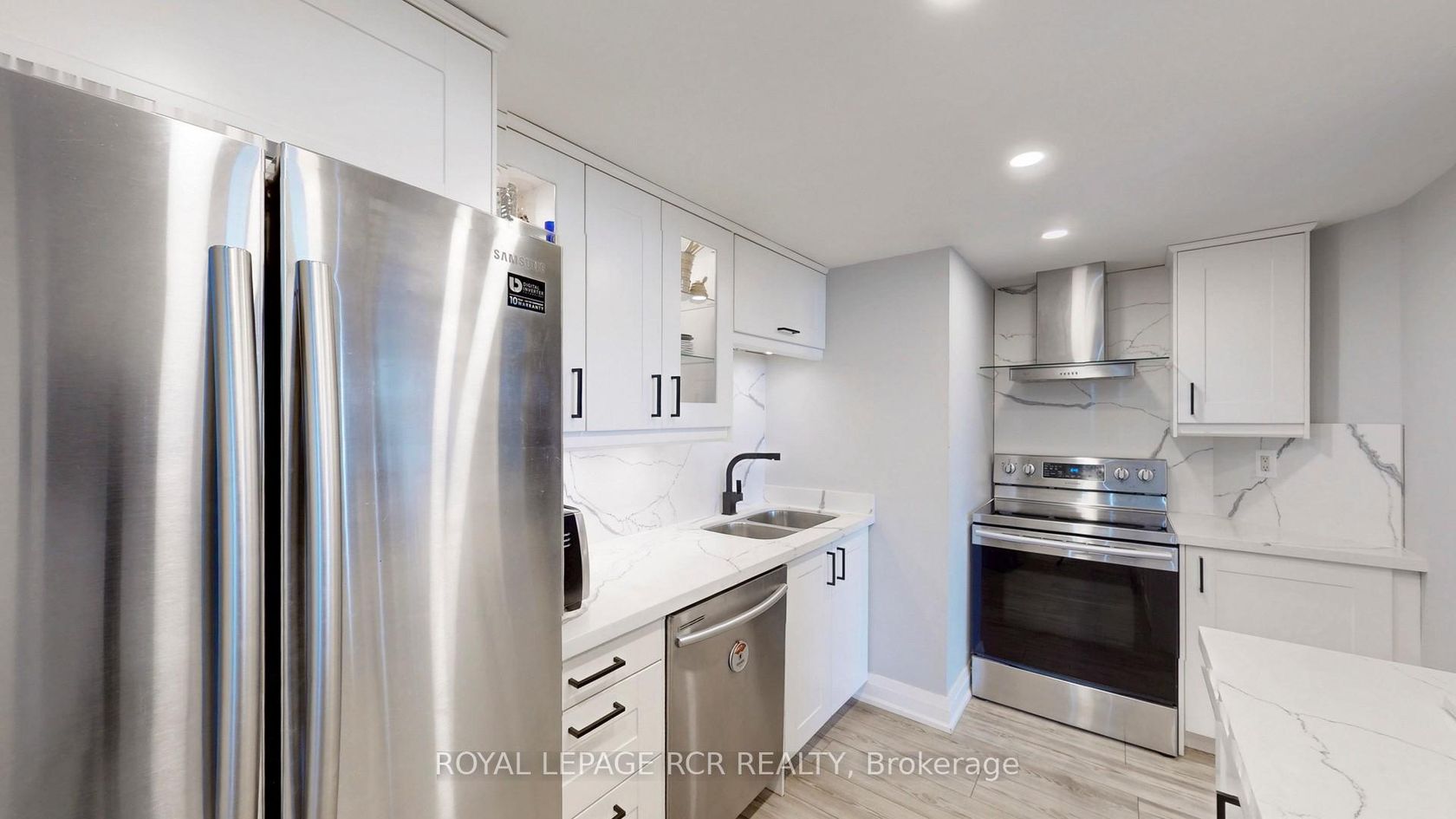 1610 - 4450 Tucana Court, Hurontario, Mississauga 