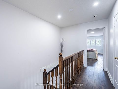 Photo 19 at 155 Castle Park Boulevard, Sonoma Heights, Vaughan