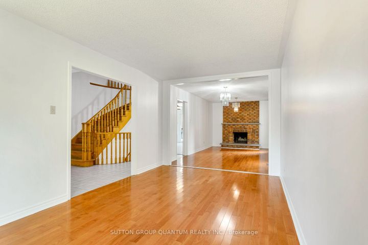 Photo 6 at 4504 HAYDOCK PARK Drive, Central Erin Mills, Mississauga