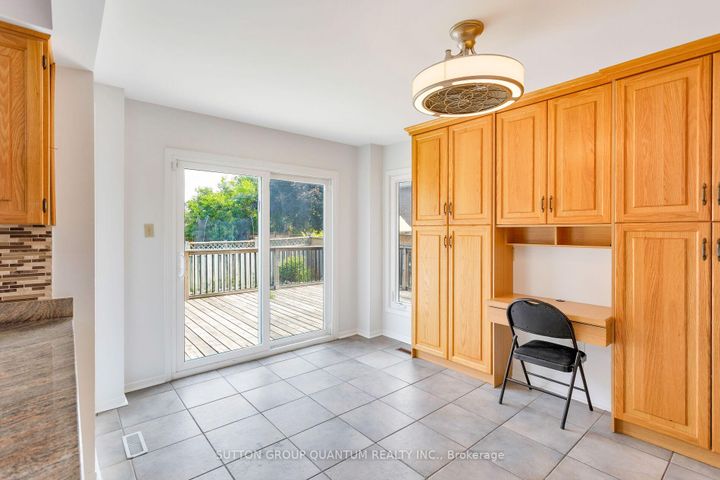 Photo 16 at 4504 HAYDOCK PARK Drive, Central Erin Mills, Mississauga