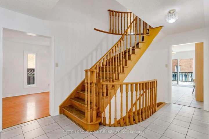 Photo 25 at 4504 HAYDOCK PARK Drive, Central Erin Mills, Mississauga
