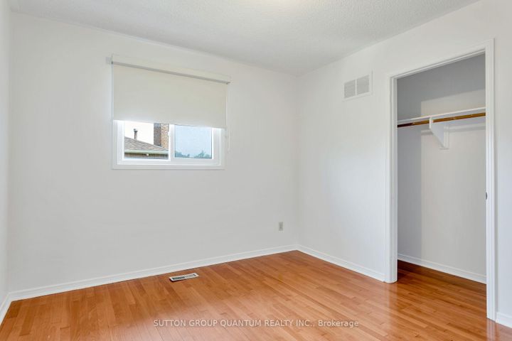 Photo 32 at 4504 HAYDOCK PARK Drive, Central Erin Mills, Mississauga