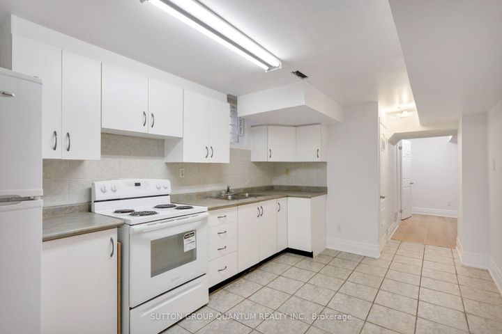 Photo 37 at 4504 HAYDOCK PARK Drive, Central Erin Mills, Mississauga