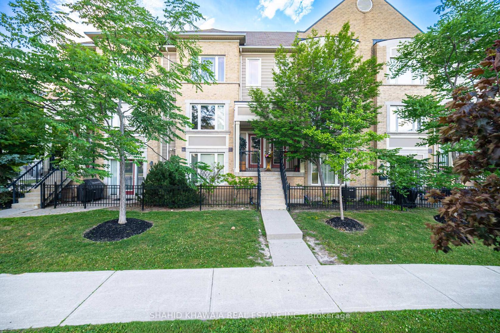 7 - 3025 Destination Drive, Churchill Meadows, Mississauga 