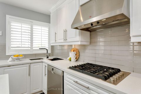 Photo 17 at 1359 Ridgebank Drive, WT West Oak Trails, Oakville