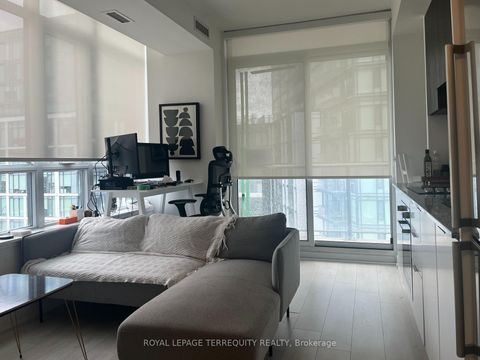 Photo 2 at 1405 - 120 Parliament Street, Moss Park, Toronto