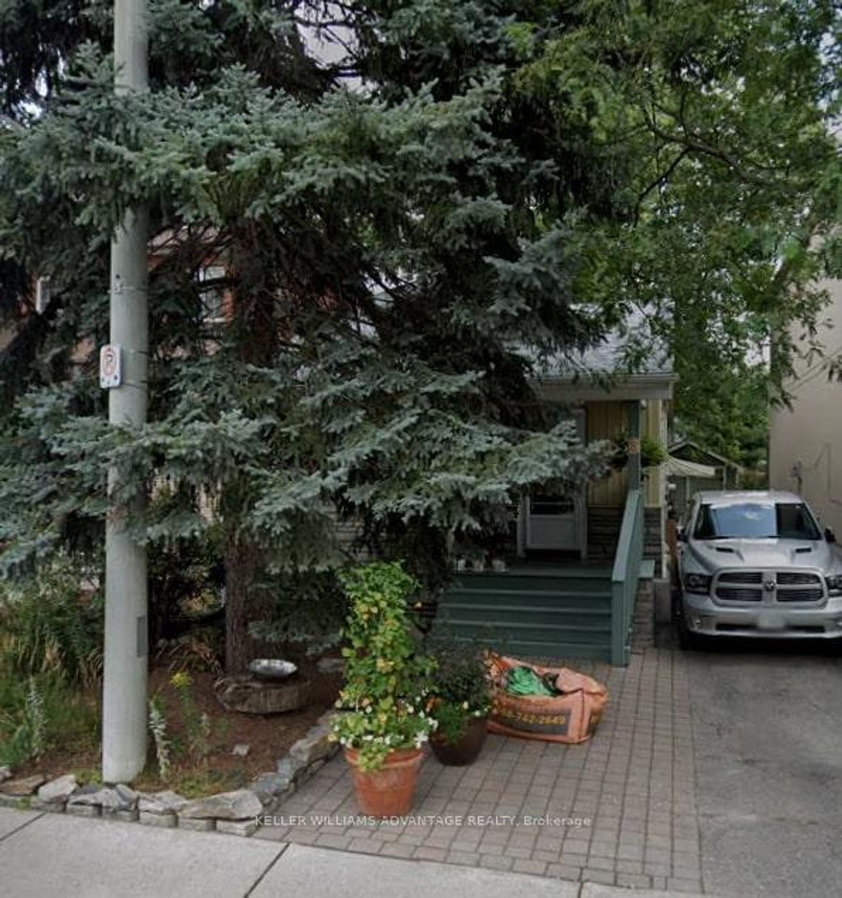 5 Knight Street, East York, Toronto 