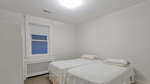 Photo 7 at 5 Killarney Road, Forest Hill South, Toronto