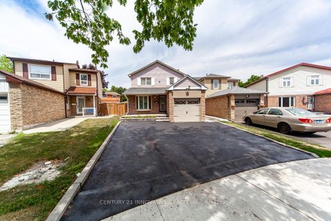 Photo 1 at 79 Mcknight Drive, Malvern, Toronto