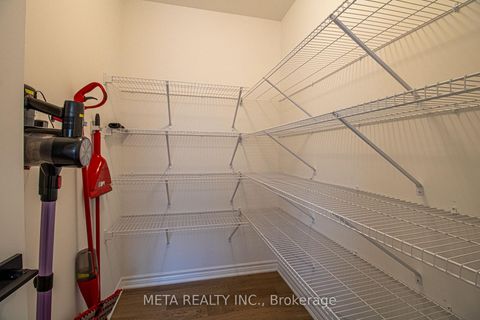 Photo 10 at 1359 William Halton Parkway, NW Northwest, Oakville