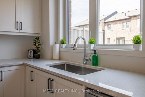 Photo 12 at 1359 William Halton Parkway, NW Northwest, Oakville