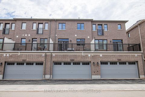 Photo 32 at 1359 William Halton Parkway, NW Northwest, Oakville