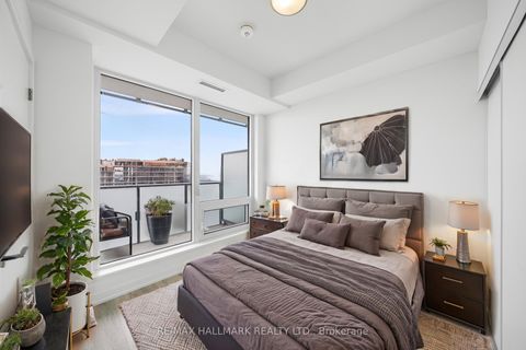 Photo 7 at N2708 - 7 Golden Lion Heights, Newtonbrook East, Toronto
