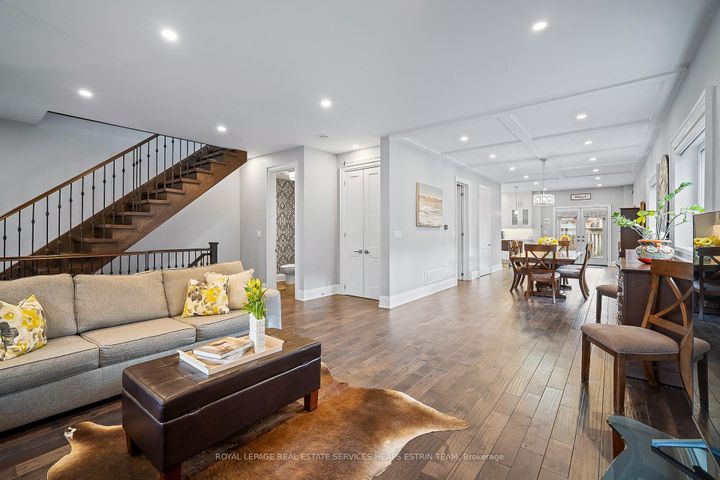 Photo 6 at 7 Forest Path Court, Beaumonde Heights, Toronto