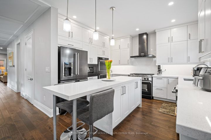 Photo 13 at 7 Forest Path Court, Beaumonde Heights, Toronto