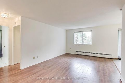 Photo 4 at 304 - 800 Kennedy Road, Ionview, Toronto