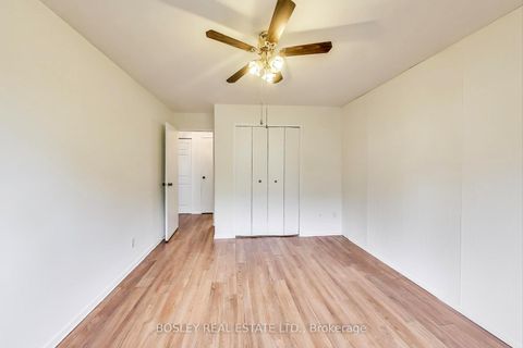 Photo 13 at 304 - 800 Kennedy Road, Ionview, Toronto
