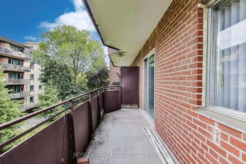 Photo 16 at 304 - 800 Kennedy Road, Ionview, Toronto