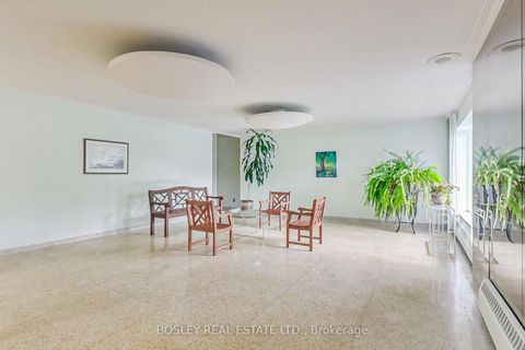 Photo 19 at 304 - 800 Kennedy Road, Ionview, Toronto