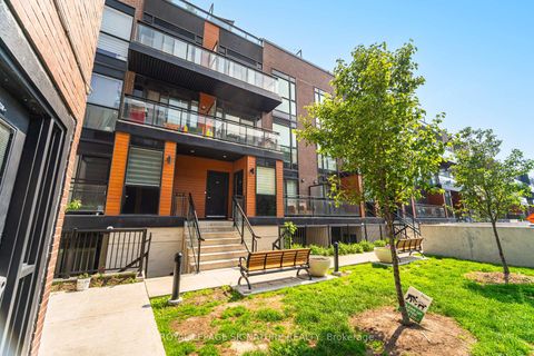 Photo 2 at D-603 - 5289 Highway 7, Vaughan Grove, Vaughan Photo 2 at D-603 - 5289 Highway 7, Vaughan Grove, Vaughan