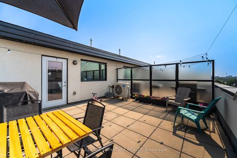 Photo 37 at D-603 - 5289 Highway 7, Vaughan Grove, Vaughan