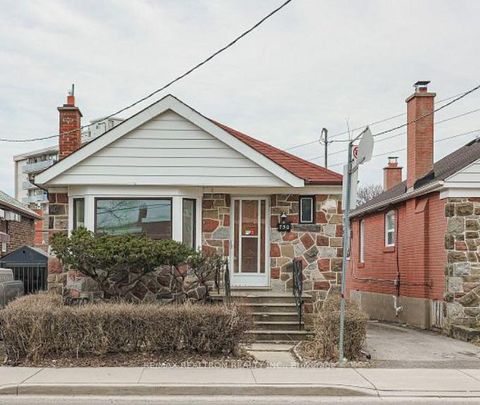 Photo 1 at 750 Vaughan Road, Oakwood Village, Toronto
