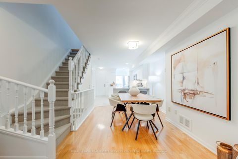 Photo 10 at 15 - 151 Merton Street, Mount Pleasant West, Toronto