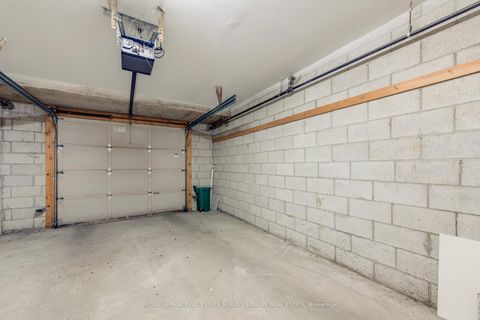 Photo 35 at 15 - 151 Merton Street, Mount Pleasant West, Toronto