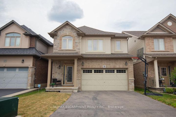 Photo 1 at 69 Winslow Way, Stoney Creek, Hamilton