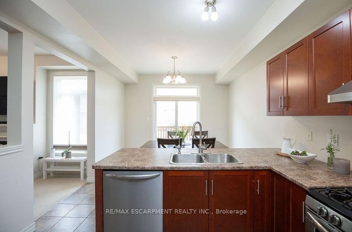 Photo 13 at 69 Winslow Way, Stoney Creek, Hamilton