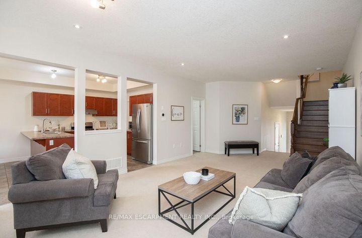 Photo 19 at 69 Winslow Way, Stoney Creek, Hamilton