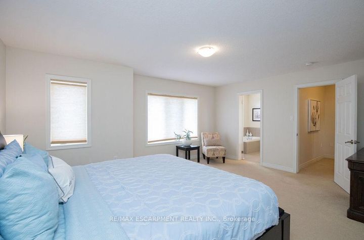 Photo 21 at 69 Winslow Way, Stoney Creek, Hamilton