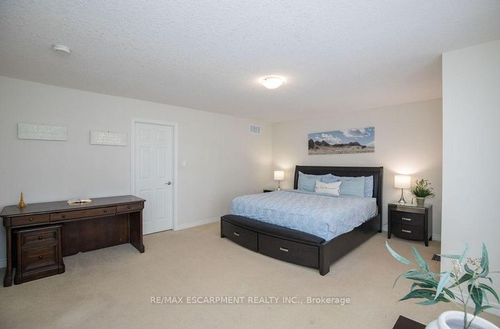 Photo 22 at 69 Winslow Way, Stoney Creek, Hamilton