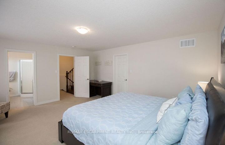 Photo 23 at 69 Winslow Way, Stoney Creek, Hamilton
