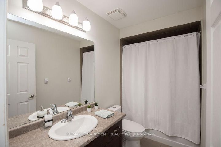 Photo 27 at 69 Winslow Way, Stoney Creek, Hamilton