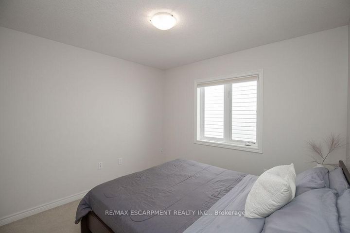 Photo 30 at 69 Winslow Way, Stoney Creek, Hamilton