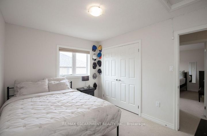 Photo 33 at 69 Winslow Way, Stoney Creek, Hamilton