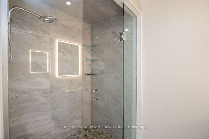 Photo 44 at 69 Winslow Way, Stoney Creek, Hamilton