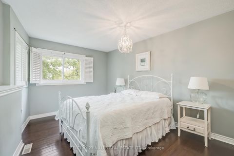 Photo 10 at 87 - 1240 Westview Terrace, WT West Oak Trails, Oakville