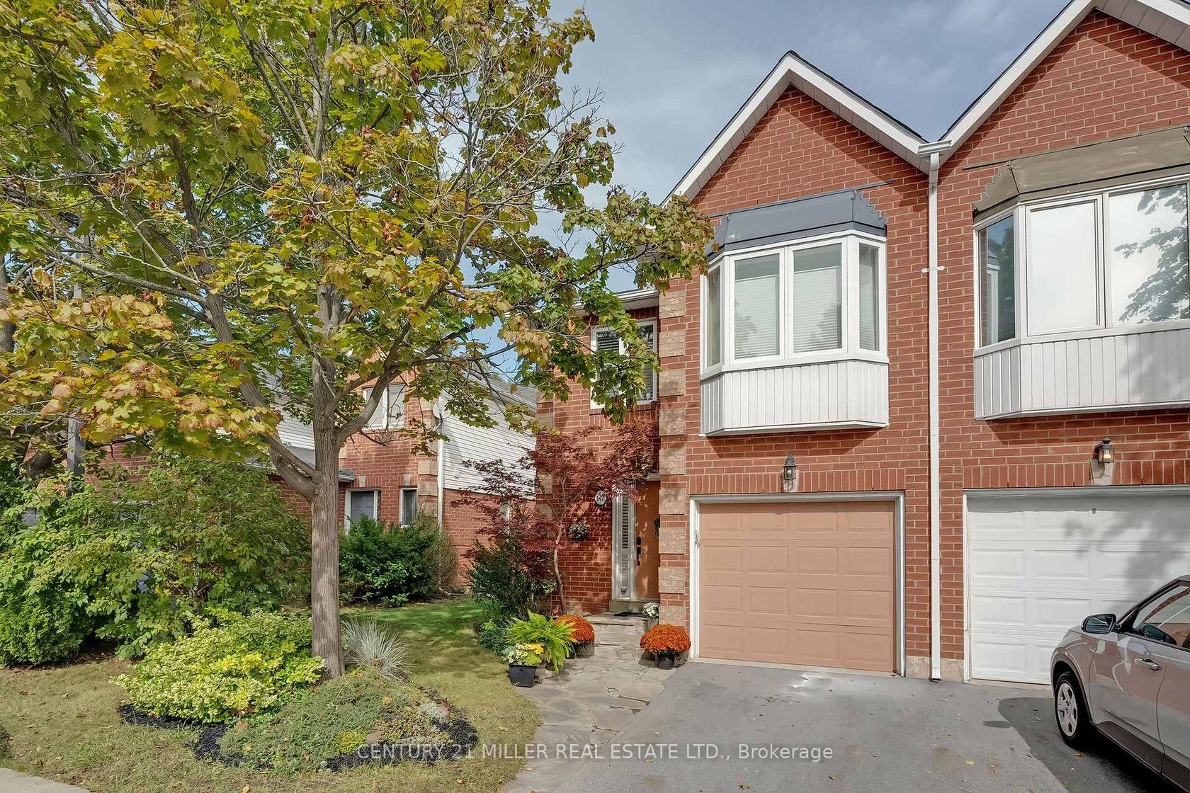 87 - 1240 Westview Terrace, WT West Oak Trails, Oakville 
