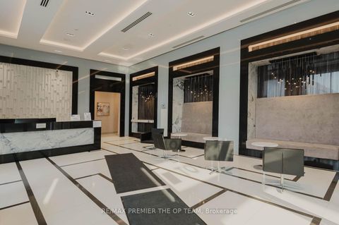 Photo 3 at 707 - 100 Eagle Rock Way, Maple, Vaughan